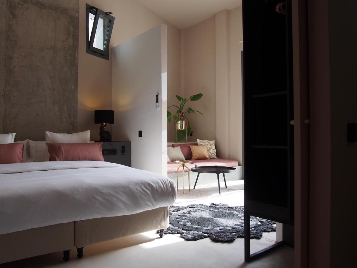Suites 9 Malaga, Three Unique Suites With Private Plunge Pool Экстерьер фото