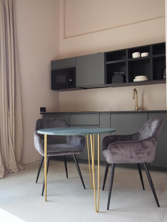 Suites 9 Malaga, Three Unique Suites With Private Plunge Pool Экстерьер фото